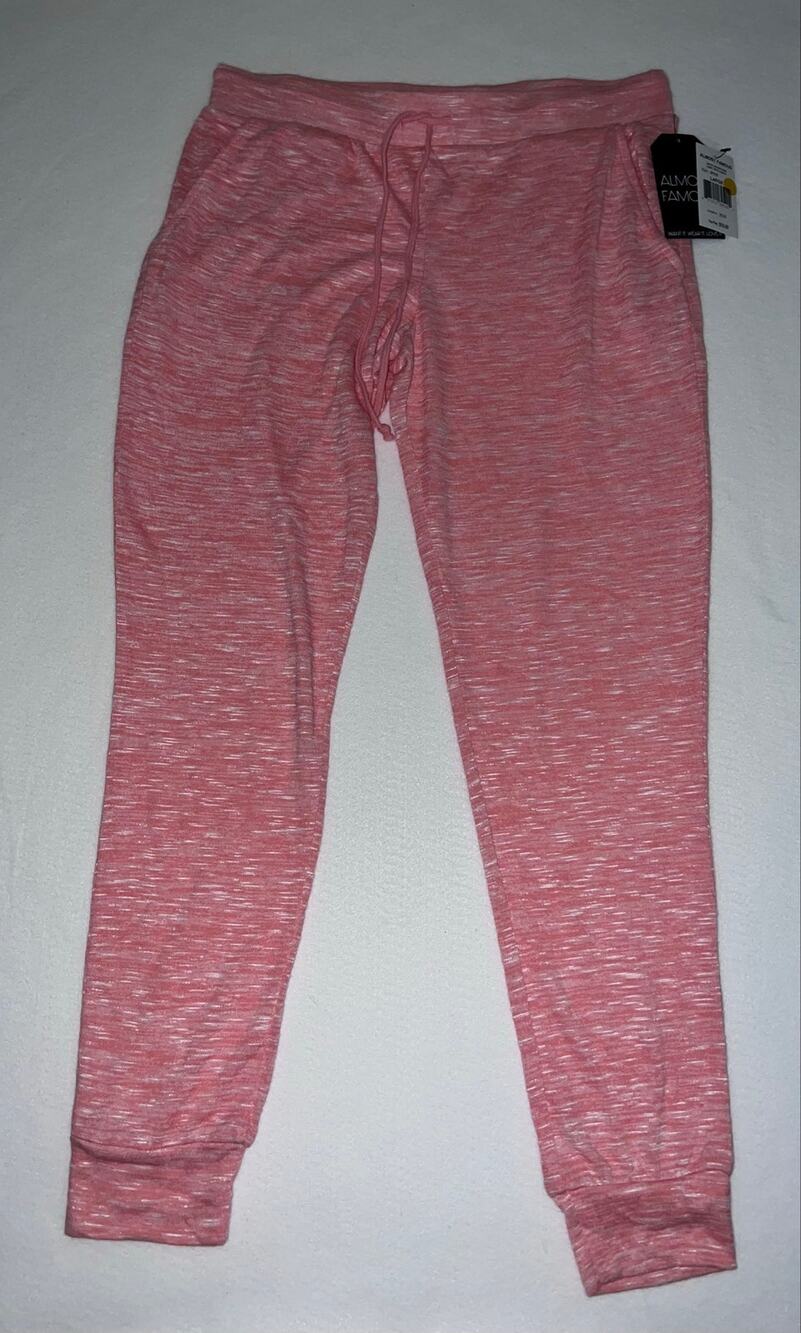 Almost Famous Women’s Jogger Size Large